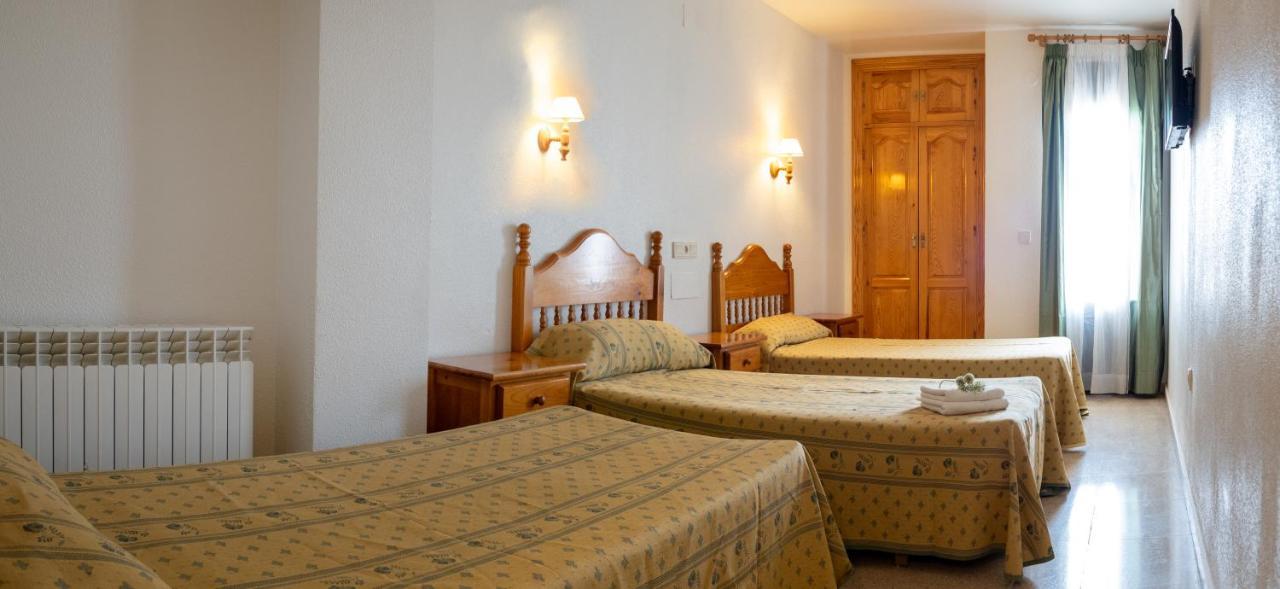 Hotel Valmar Villar de Olalla Екстер'єр фото